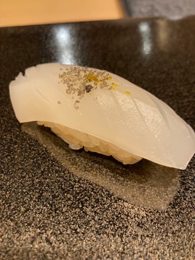 一㐂